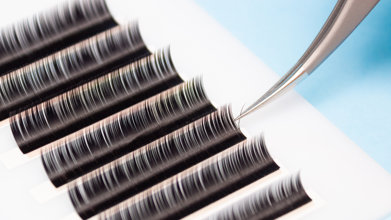 Classic Eyelash Extensions Training